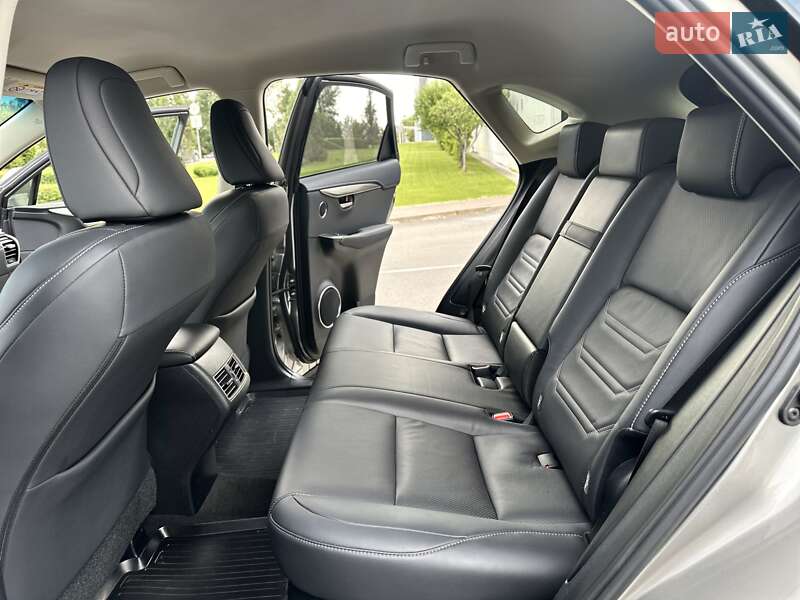 Позашляховик / Кросовер Lexus NX 2019 в Києві