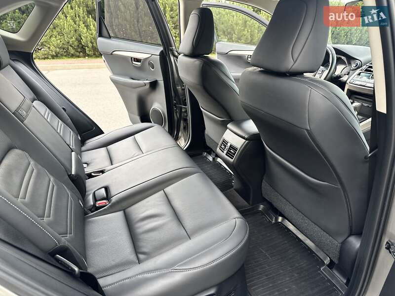 Позашляховик / Кросовер Lexus NX 2019 в Києві