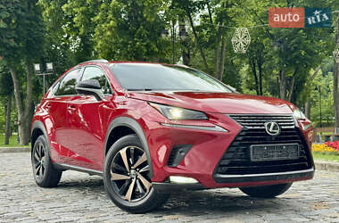 Внедорожник / Кроссовер Lexus NX 2019 в 