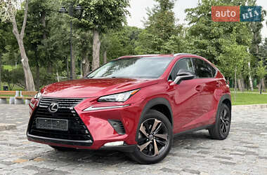 Внедорожник / Кроссовер Lexus NX 2019 в 