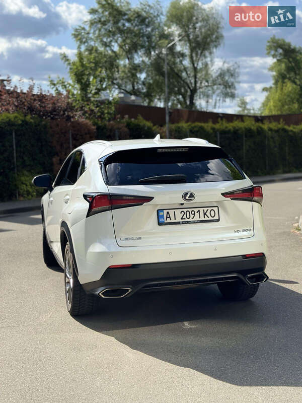 Внедорожник / Кроссовер Lexus NX 2018 в Киеве