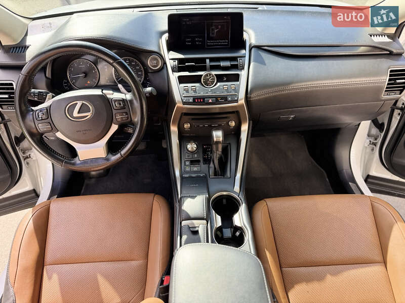 Внедорожник / Кроссовер Lexus NX 2018 в Киеве