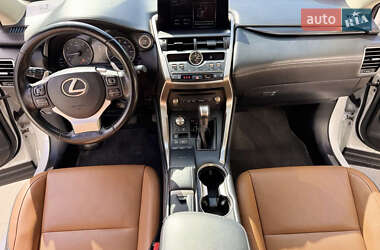 Внедорожник / Кроссовер Lexus NX 2018 в 