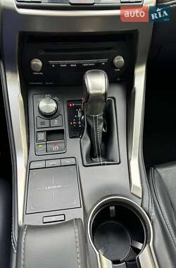 Внедорожник / Кроссовер Lexus NX 2017 в 