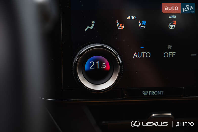 Внедорожник / Кроссовер Lexus NX 2023 в Днепре