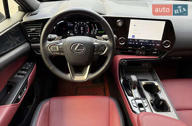 Позашляховик / Кросовер Lexus NX 2022 в 