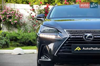 Позашляховик / Кросовер Lexus NX 2019 в 
