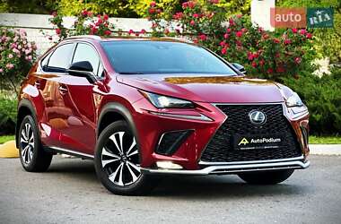 Позашляховик / Кросовер Lexus NX 2017 в Києві