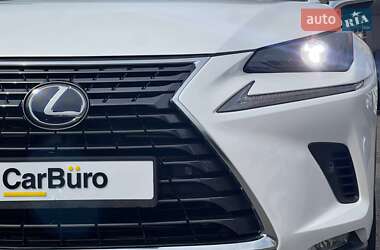 Внедорожник / Кроссовер Lexus NX 2020 в 