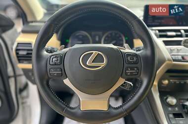 Внедорожник / Кроссовер Lexus NX 2020 в 