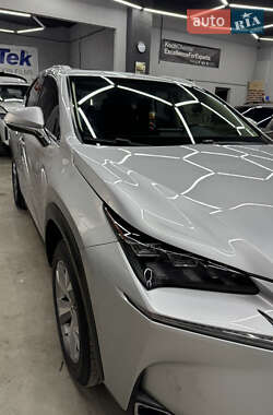Внедорожник / Кроссовер Lexus NX 2017 в 