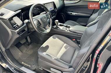 Внедорожник / Кроссовер Lexus NX 2022 в 