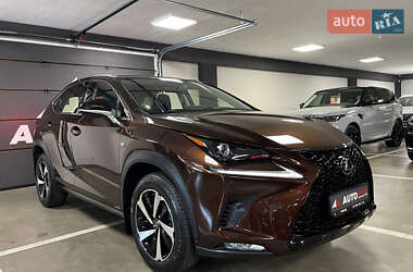 Внедорожник / Кроссовер Lexus NX 2019 в 