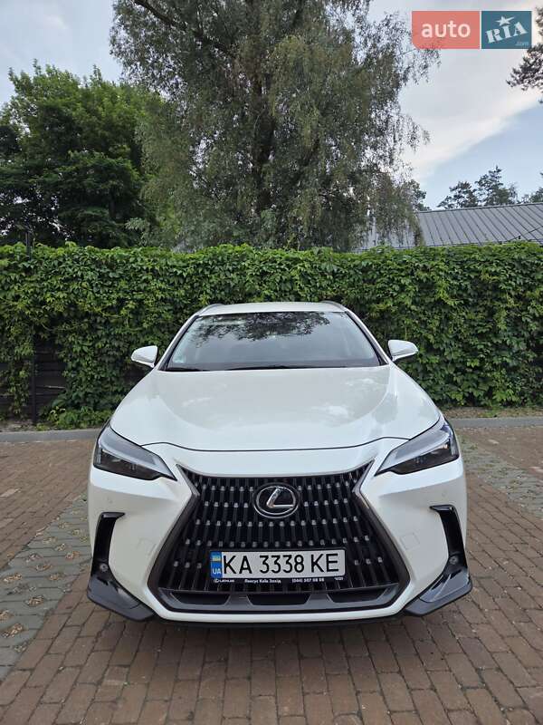 Внедорожник / Кроссовер Lexus NX 2022 в 