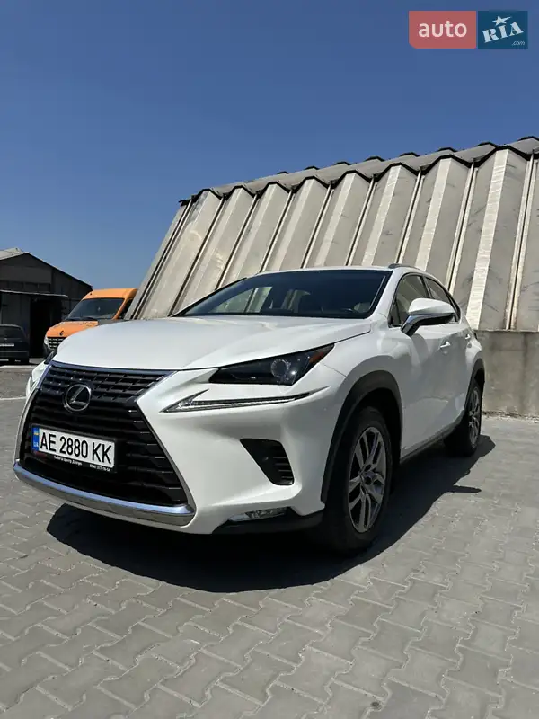 Lexus NX 2017