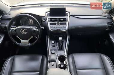 Внедорожник / Кроссовер Lexus NX 2016 в 