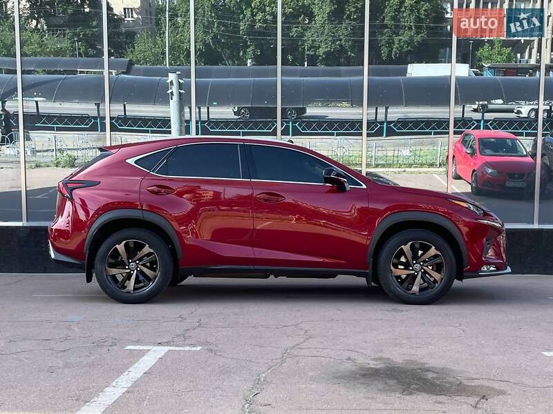 Внедорожник / Кроссовер Lexus NX 2020 в Киеве