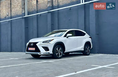 Внедорожник / Кроссовер Lexus NX 2020 в 