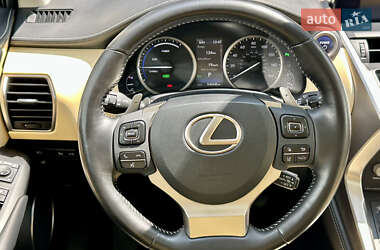 Внедорожник / Кроссовер Lexus NX 2020 в 