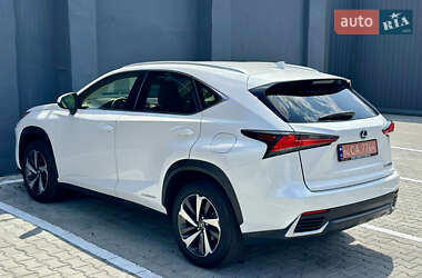 Внедорожник / Кроссовер Lexus NX 2020 в 