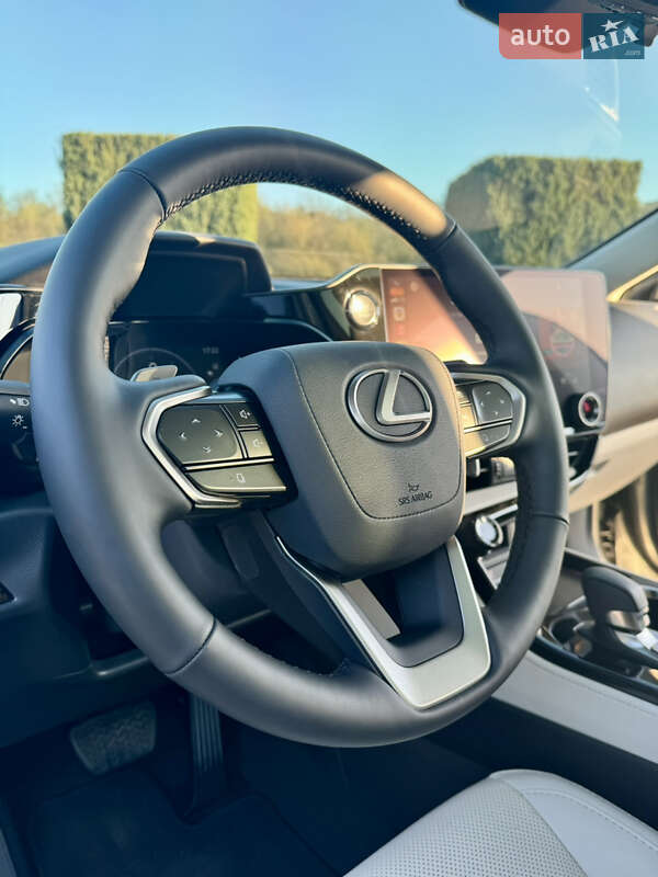 Внедорожник / Кроссовер Lexus NX 2024 в Днепре