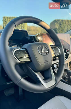 Внедорожник / Кроссовер Lexus NX 2024 в 