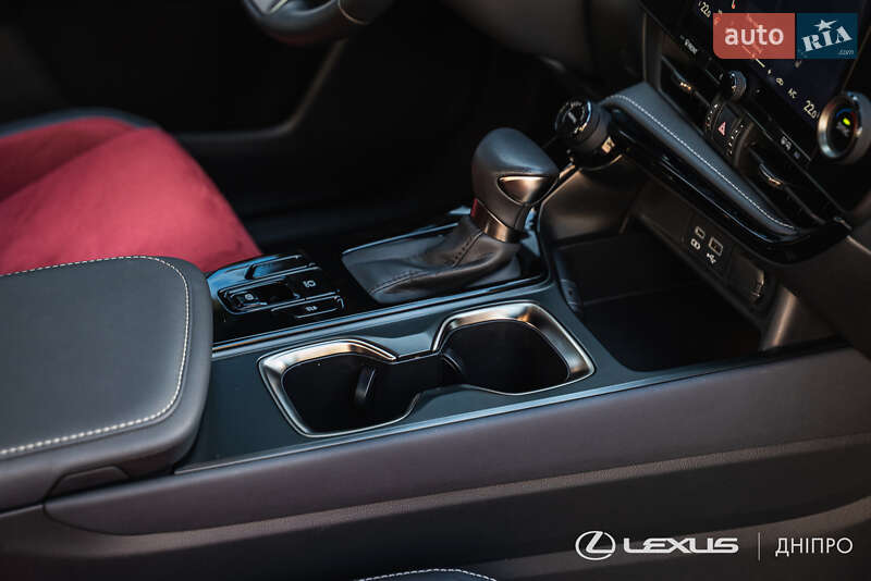Позашляховик / Кросовер Lexus NX 2023 в Дніпрі