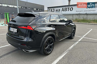 Внедорожник / Кроссовер Lexus NX 2018 в 
