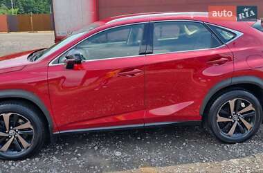 Внедорожник / Кроссовер Lexus NX 2020 в Новояворовске
