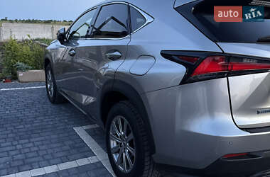 Внедорожник / Кроссовер Lexus NX 2018 в 