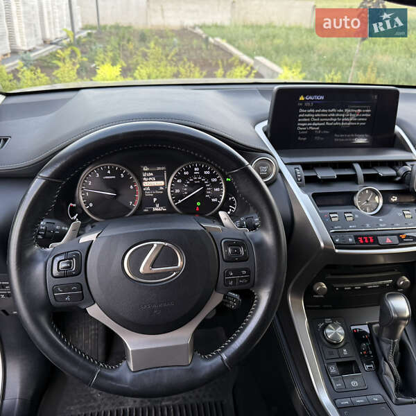 Внедорожник / Кроссовер Lexus NX 2018 в Одессе