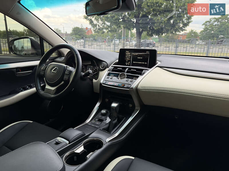 Позашляховик / Кросовер Lexus NX 2021 в Харкові