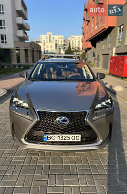 Позашляховик / Кросовер Lexus NX 2017 в Львові