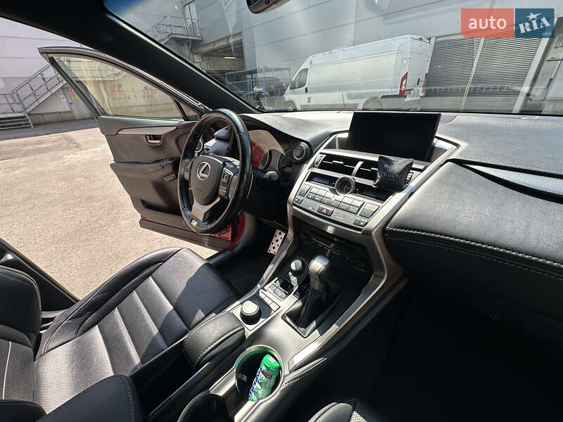 Внедорожник / Кроссовер Lexus NX 2017 в Одессе