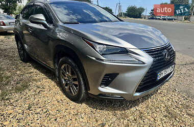 Позашляховик / Кросовер Lexus NX 2017 в Одесі