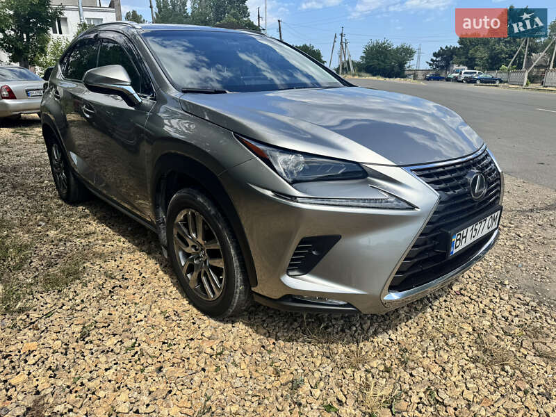 Внедорожник / Кроссовер Lexus NX 2017 в 