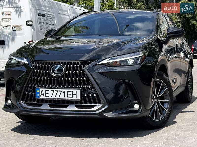 Внедорожник / Кроссовер Lexus NX 2022 в 