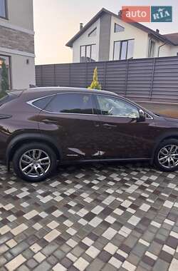 Внедорожник / Кроссовер Lexus NX 2019 в 
