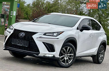 Внедорожник / Кроссовер Lexus NX 2015 в Одессе