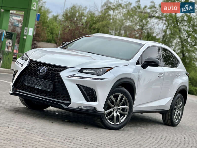 Внедорожник / Кроссовер Lexus NX 2015 в Одессе