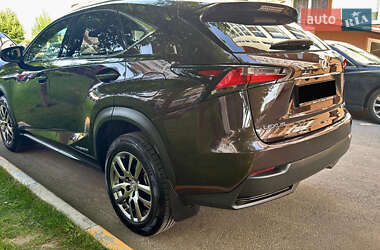 Внедорожник / Кроссовер Lexus NX 2015 в 