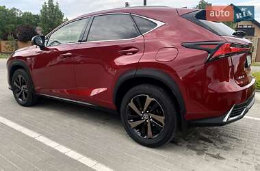 Внедорожник / Кроссовер Lexus NX 2021 в 