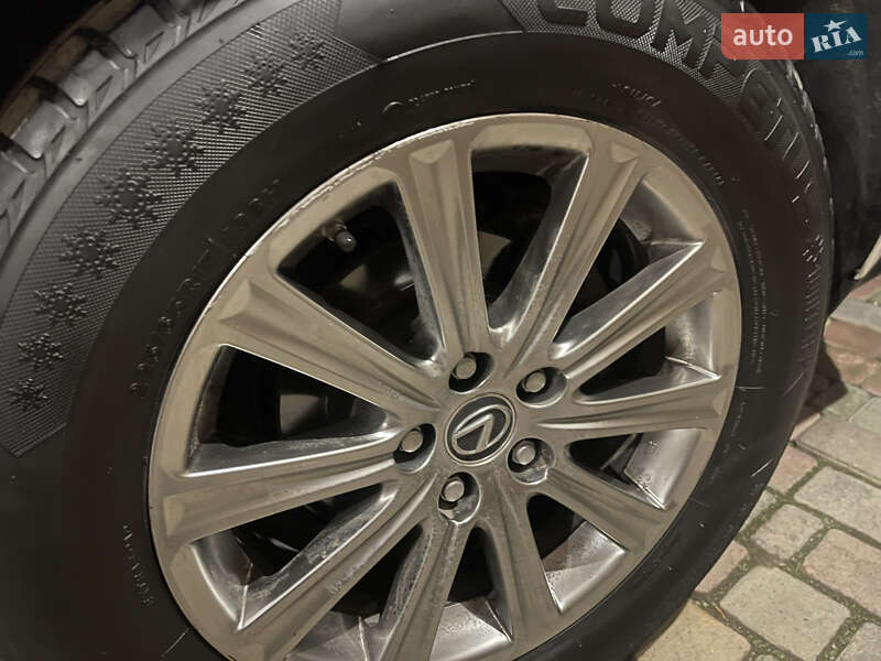 Внедорожник / Кроссовер Lexus NX 2018 в Ужгороде