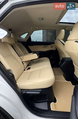 Внедорожник / Кроссовер Lexus NX 2016 в 