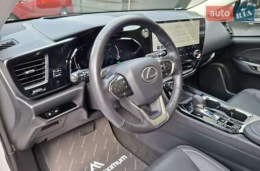 Внедорожник / Кроссовер Lexus NX 2022 в 