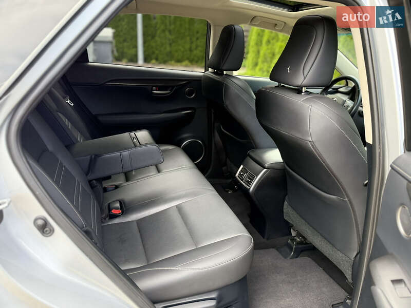 Внедорожник / Кроссовер Lexus NX 2017 в Харькове
