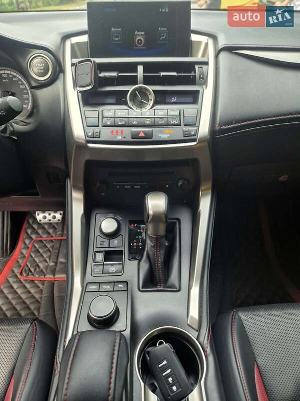 Внедорожник / Кроссовер Lexus NX 2016 в Одессе