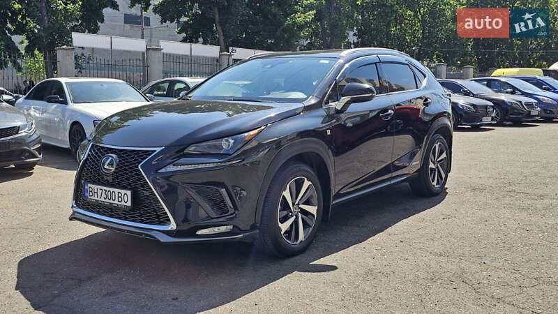 Внедорожник / Кроссовер Lexus NX 2020 в 