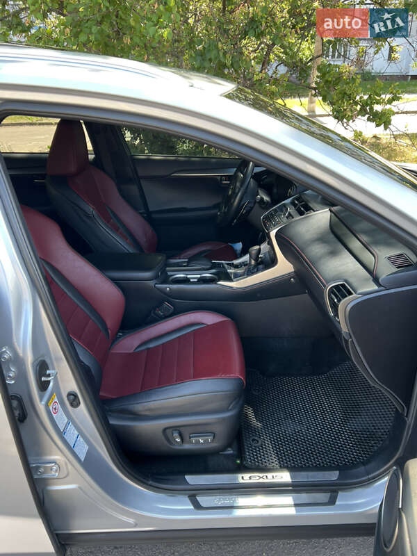 Позашляховик / Кросовер Lexus NX 2015 в Кам'янському