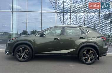 Внедорожник / Кроссовер Lexus NX 2020 в 